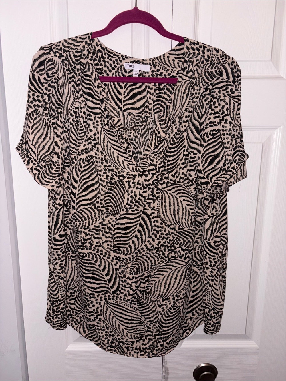 DR2 Black and Cream Animal Print Short Sleeve Blouse